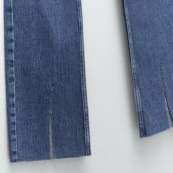 Zara NWT Slim Fit High Rise Split Hem Flare Jeans 2 26 - Picture 10 of 12